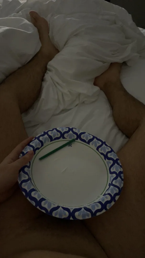 M4F gooning and wanting to chat/have fun posted by Limp_Train_4048