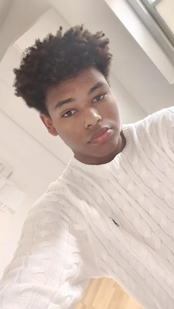 [M4F] Hej jeg leder efter en at collab med på onlyfans. Eng: I looking for an only fans collab.dm for pictures posted by cute_black_boy