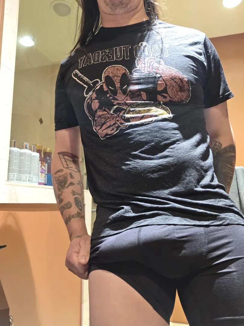 [M4F] I will be off all next week. who wants to pull down my underwear? posted by dasuberstuff