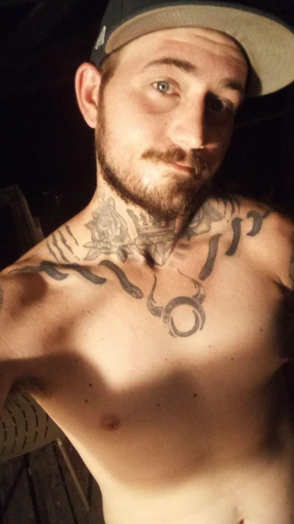 M4f, m4hotwife all ages posted by Professional-bull30