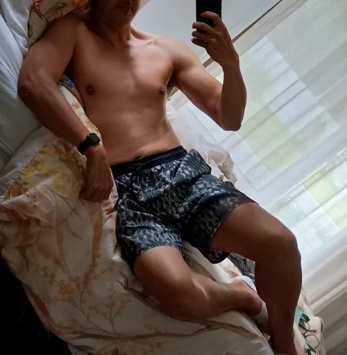 M4F or hotwife couples, daytime or after work in the city. by TheMillSC692