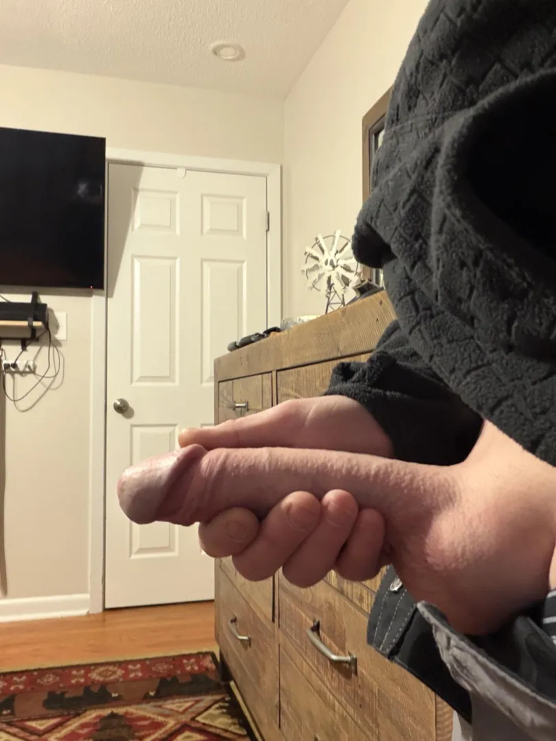 M4F/FM its a bit chilly outside (Fayetteville) posted by Alarming-One-9476