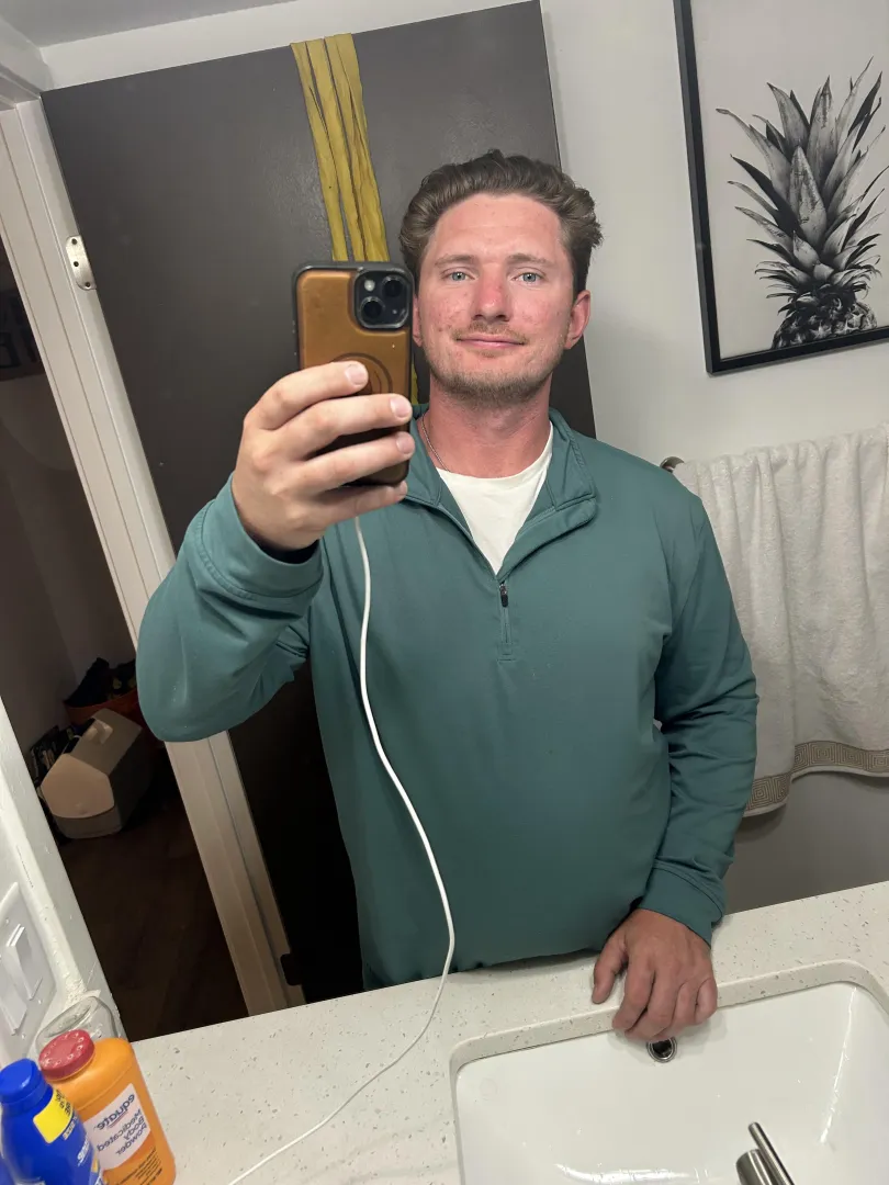 [m4fm] looking for a fun couple to get some drinks with downtown st Pete. Can exchange more photos if interested. posted by Fluffy-Course4005