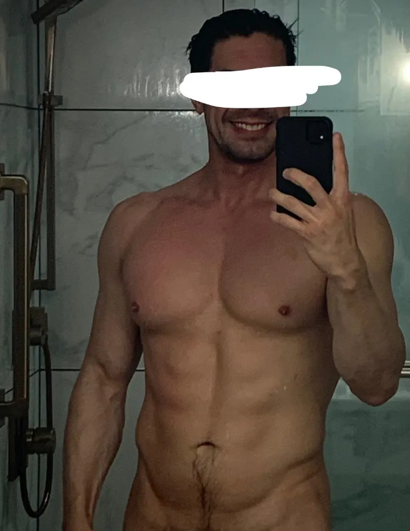 [M4FM] [Miami] - 6'2 -8 in Big Cock handsome / athlete model ! Looking for hot wife couple !! sexy couples only!! ((must have Teleg to verify. ))Looking sexy Couples / ladies posted by BigthickDflorida