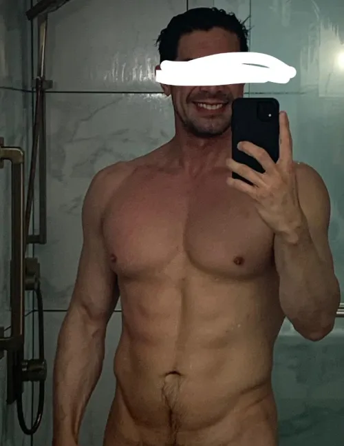 [M]4[FM] [Miami] - 6'2 -8 in Big Cock handsome / athlete model ! Looking for hot wife couple !! sexy couples only!! ((must have Teleg to verify. ))Looking sexy Couples / ladies by BigthickDflorida