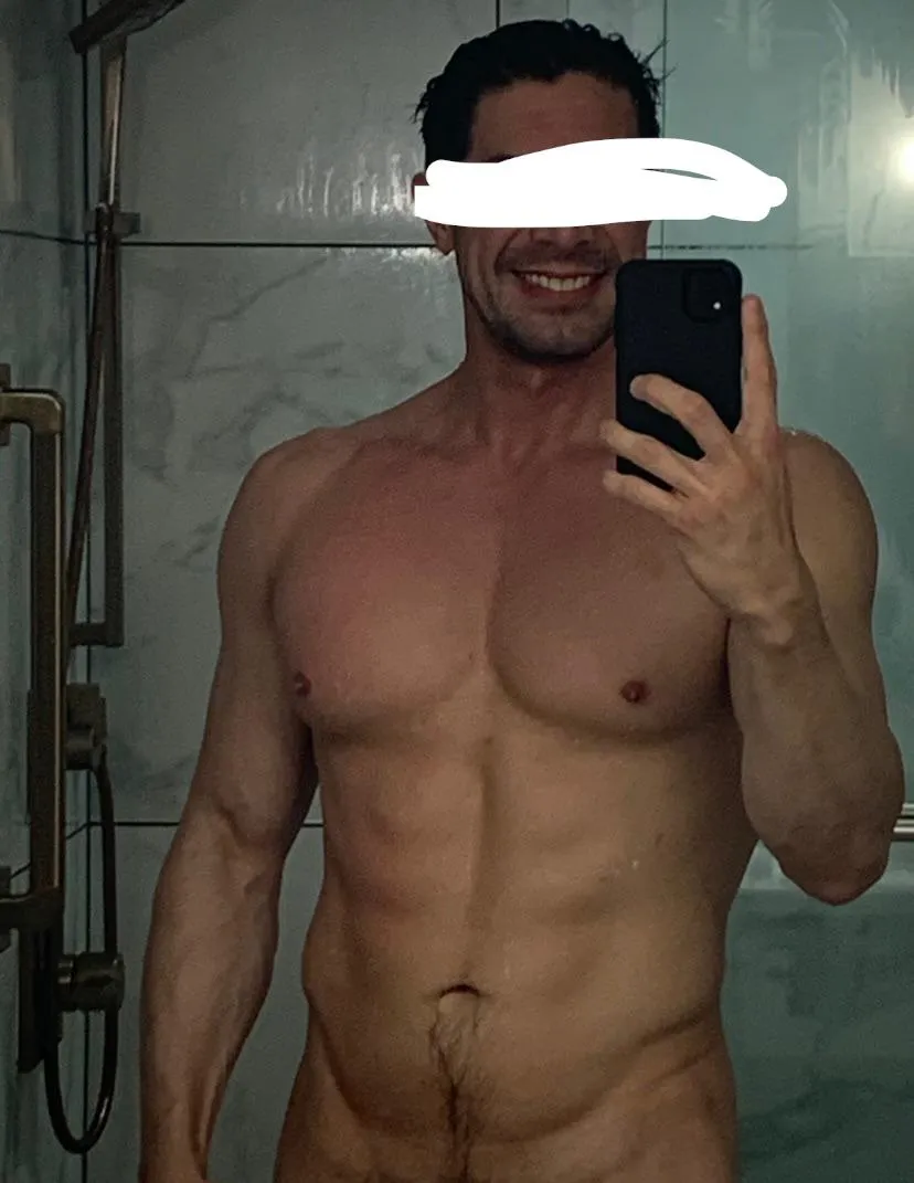 [M]4[FM] [Miami] - 6'2 -8 in Big Cock handsome / athlete model ! Looking for hot wife couple !! sexy couples only!! ((must have Teleg to verify. ))Looking sexy Couples / ladies posted by BigthickDflorida