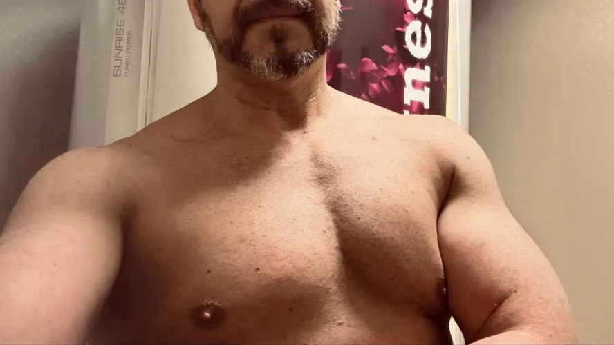 M4FM or M4F by Dependent-Pickle-472