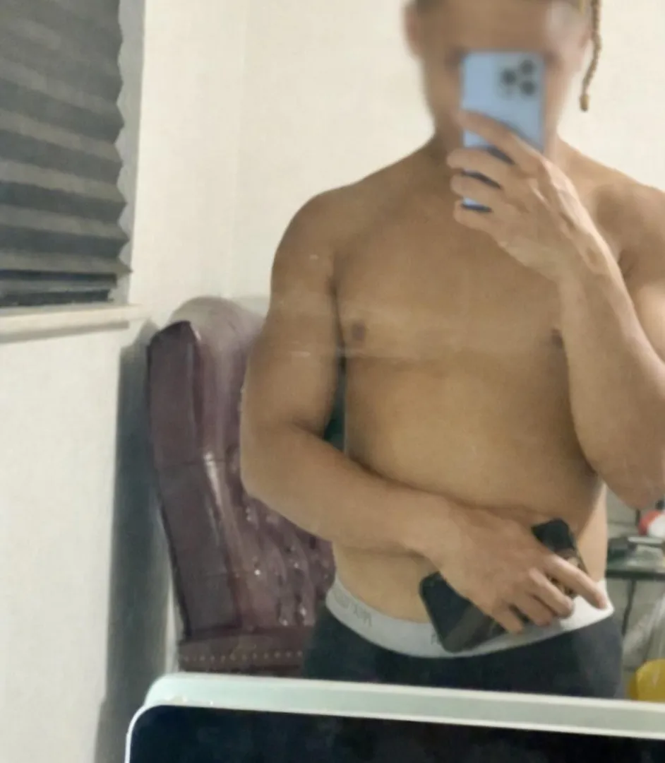 [M4FM]M27 looking to have fun great time with a couple that wants it posted by LeftAnimator4804