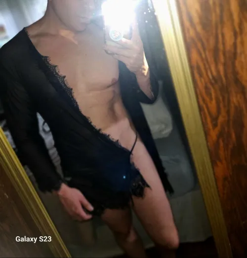 [M4M] 40, bottom looking for DL top by feline_lvr