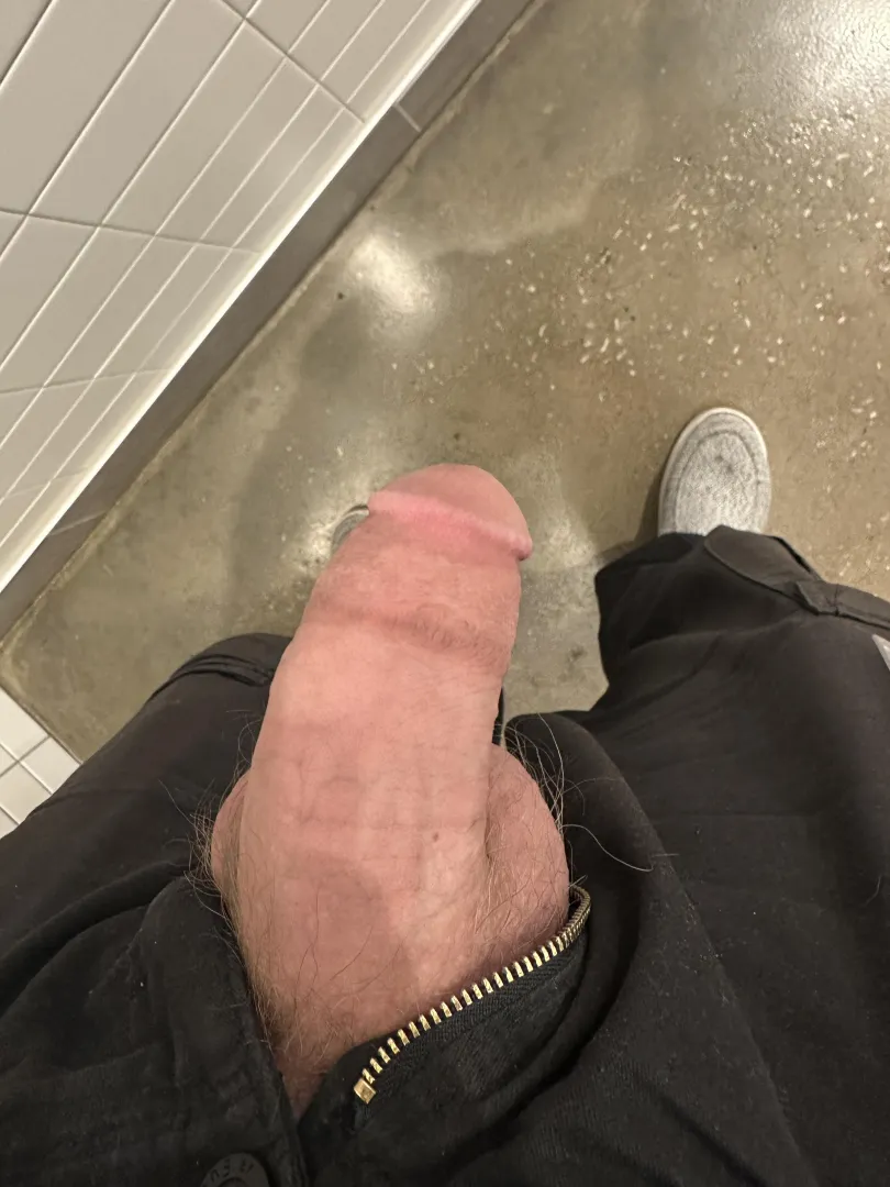 M4M Any chubs wanna suck or sit? posted by txchubbychaser