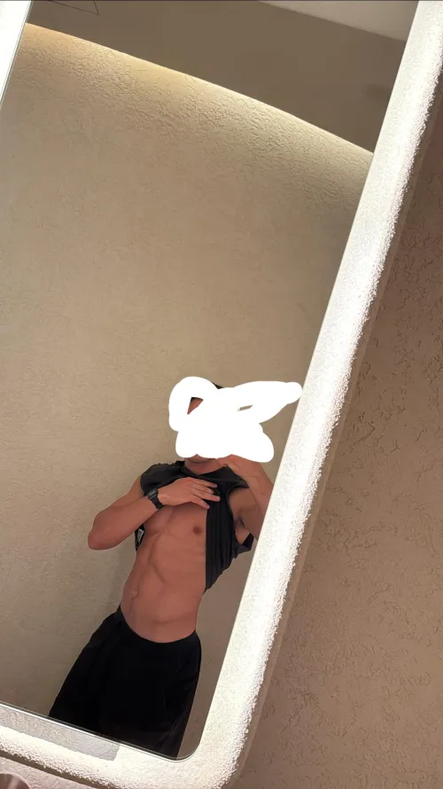 M4M - MF Looking to fool around (hot ppl only) by TallEntrance6147