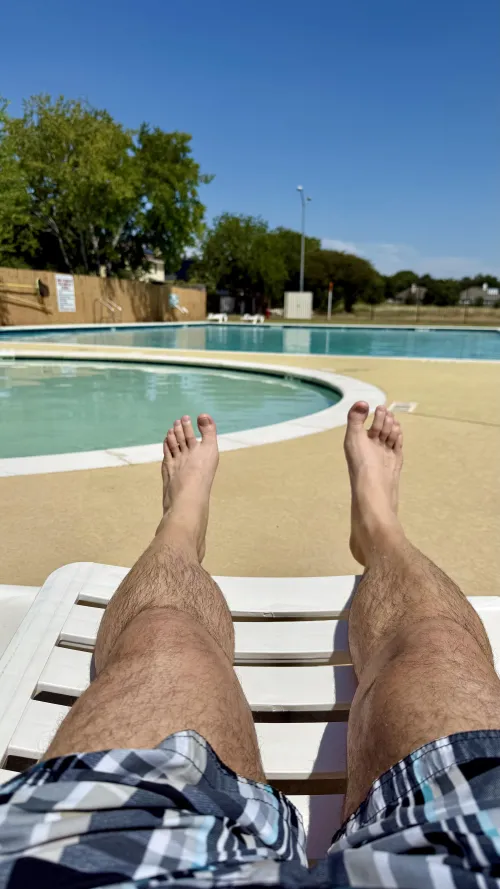 M4MF attractive, executive male, looking for a female and couples to connect with by Austinexexutive007