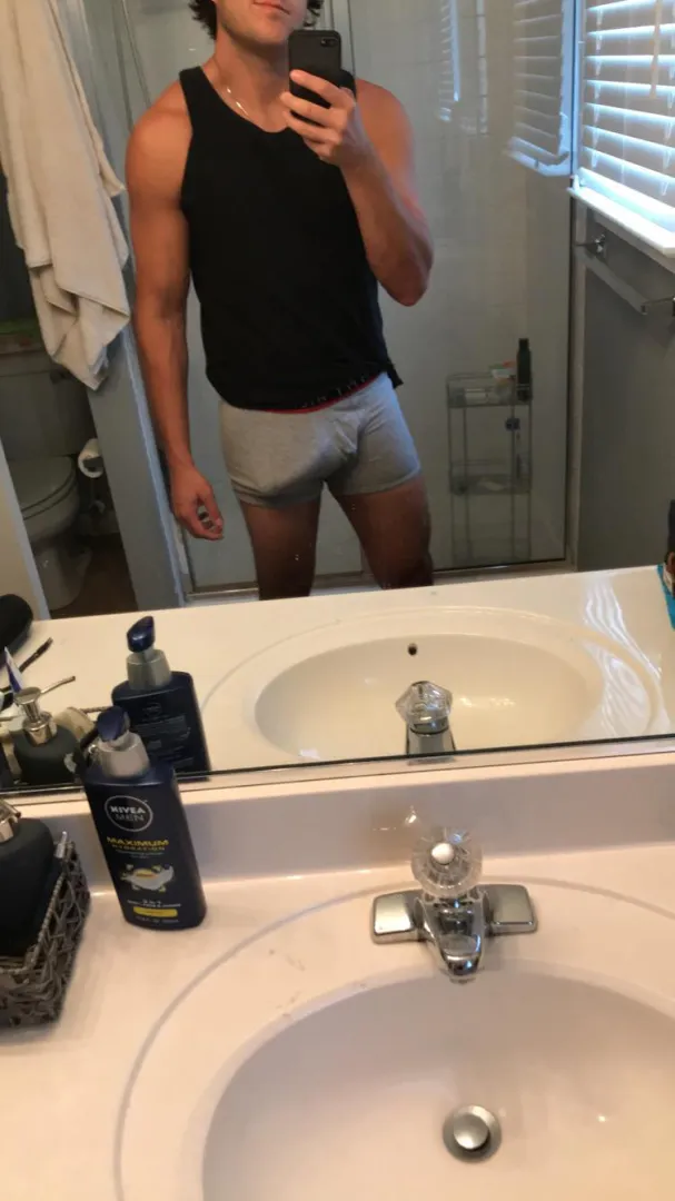 [m]4[mf,f] 33 - palm beach - Bwc good looking for fun. posted by Tylerrdurden11