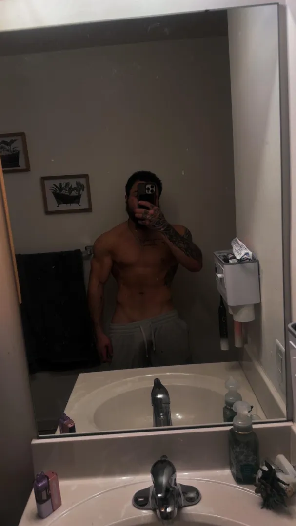 M4T (26) Kenly, NC posted by No_Panic_910