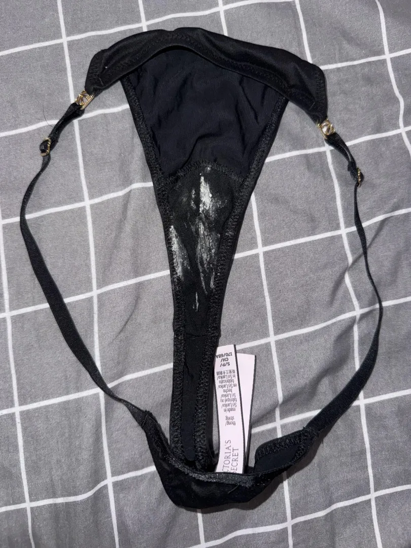 Made a mess during workout posted by lindseycheeks