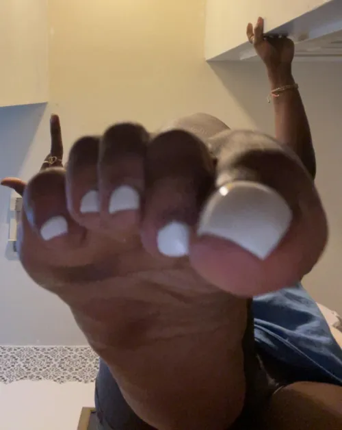 Made you glitch. by Tellnolies_