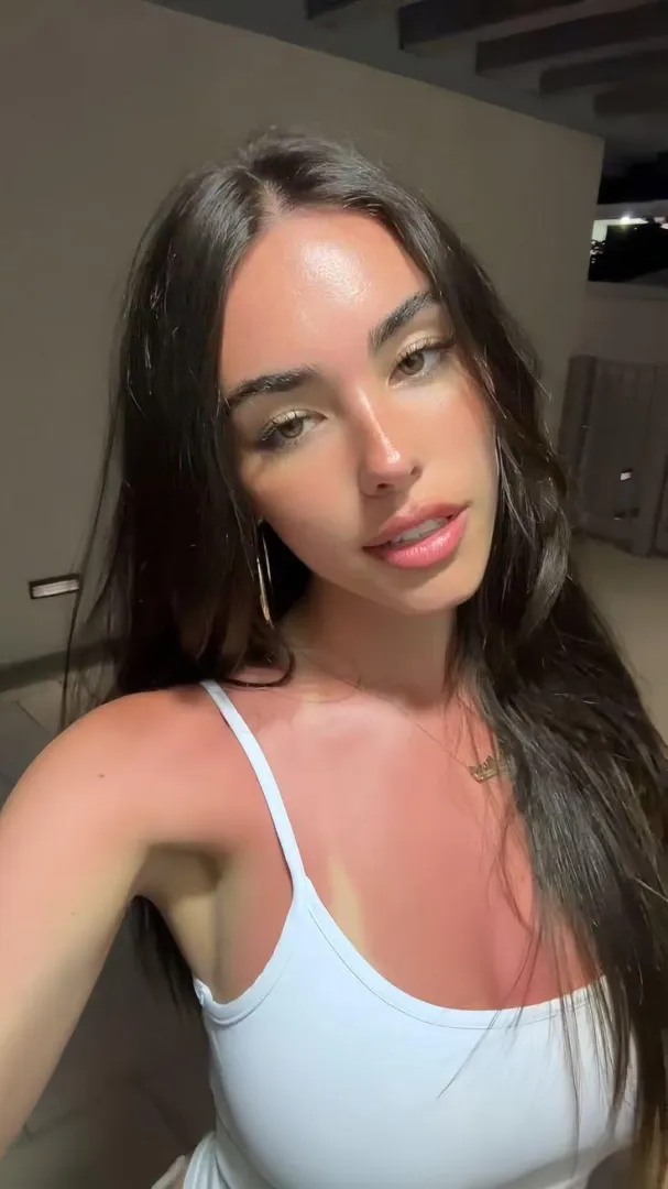 Madison Beer posted by --Leo-Messi-10--