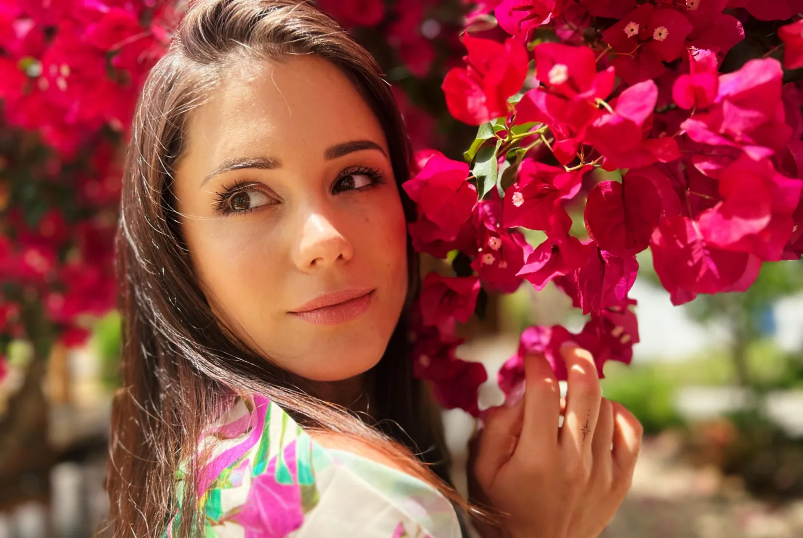 magnificent beauty posted by catzy007