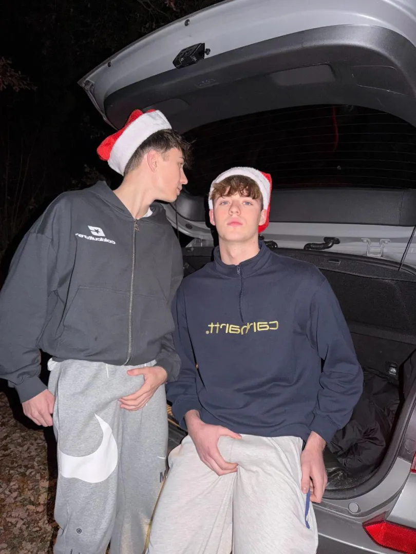 Make my Christmas dream come true posted by lovelygoddess22