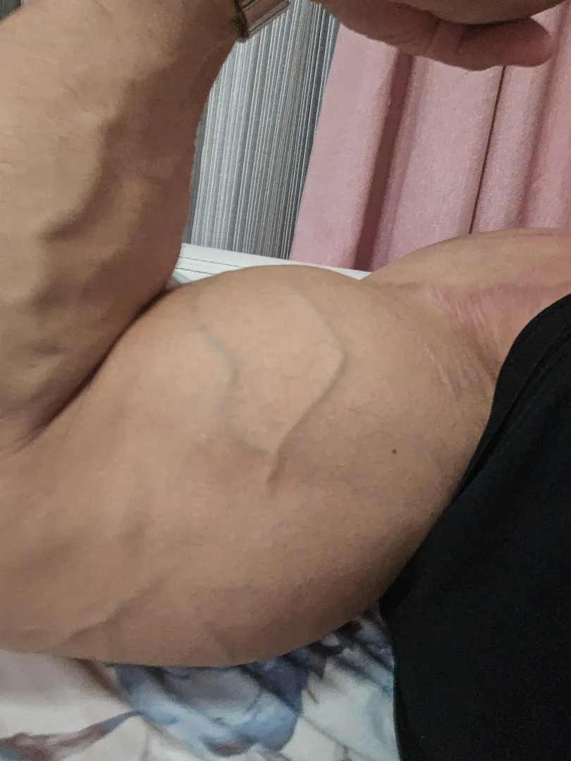 Make some space for my bicep posted by AnalysisBudget226