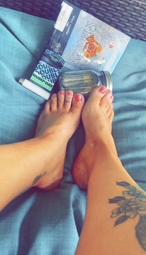 Make yourself useful for mommy Be my good boy by Top_Kaleidoscope9741