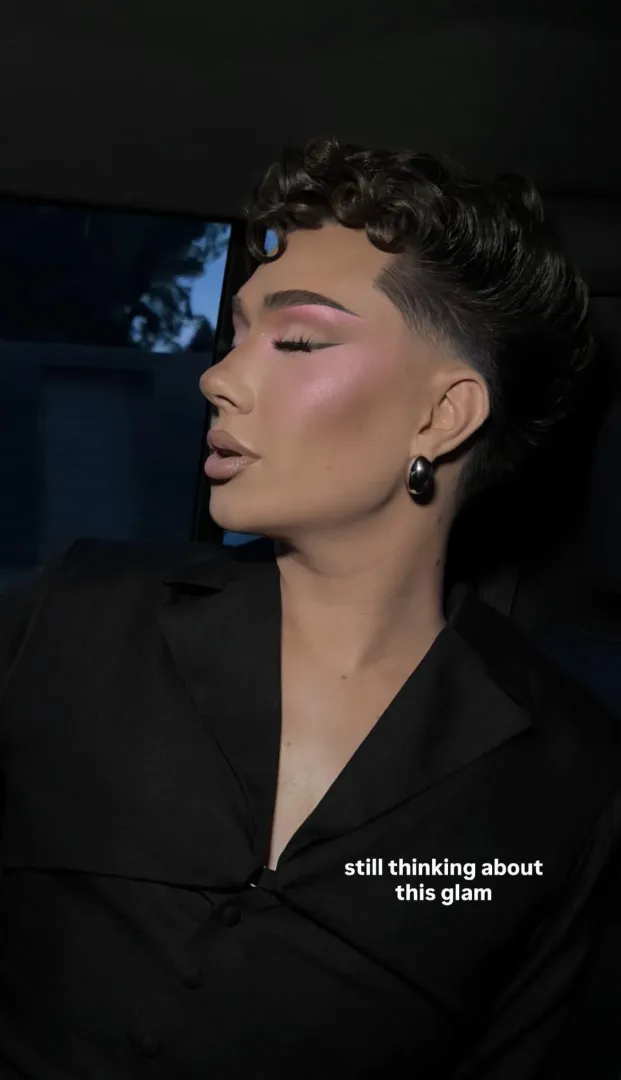 Makeup Queen posted by AnaDeArmas_fan