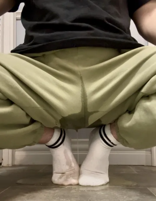 Making a Puddle by WammoFun