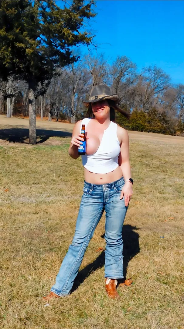 Making my nipple hard posted by indigofox69