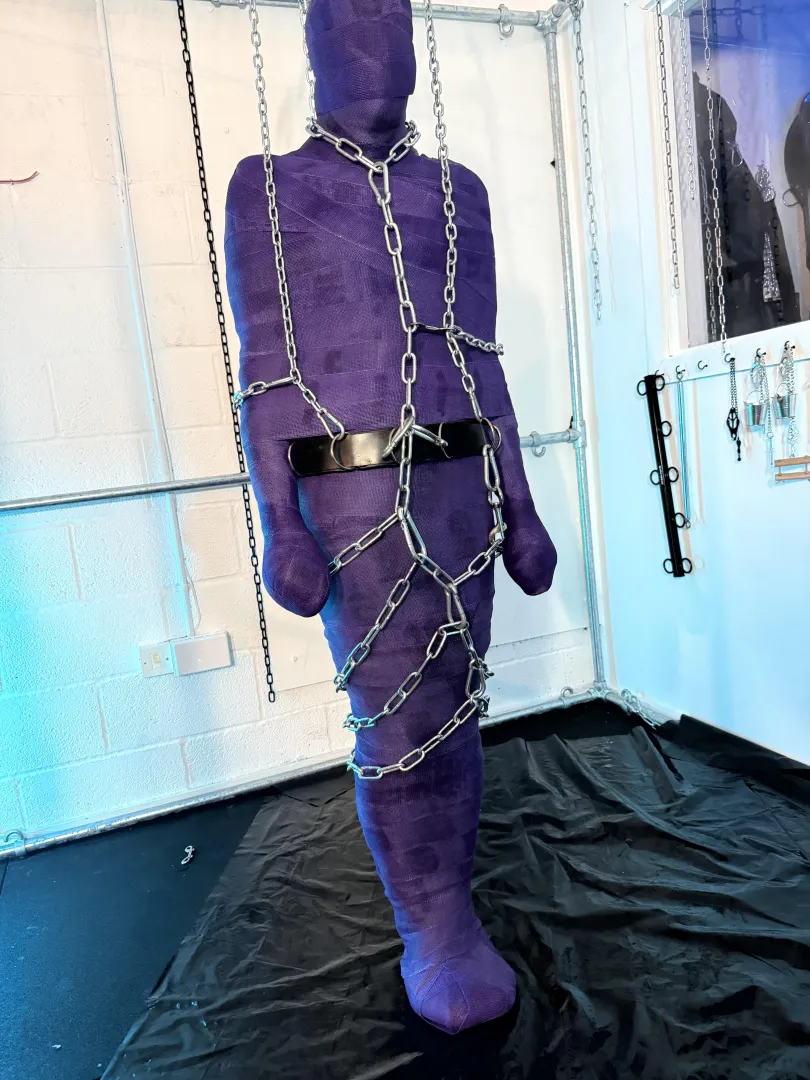 Making this full body fibre cast mummy was so much fun! posted by aephiid