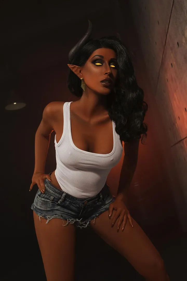 Malevola Hard Nips (Lera Himera) [Dispatch] posted by Mxfyn