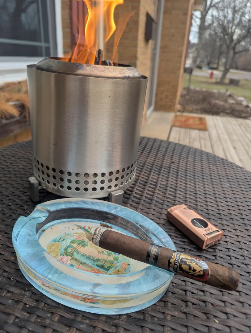 Man O' War Phalanx posted by Mrbubble6800