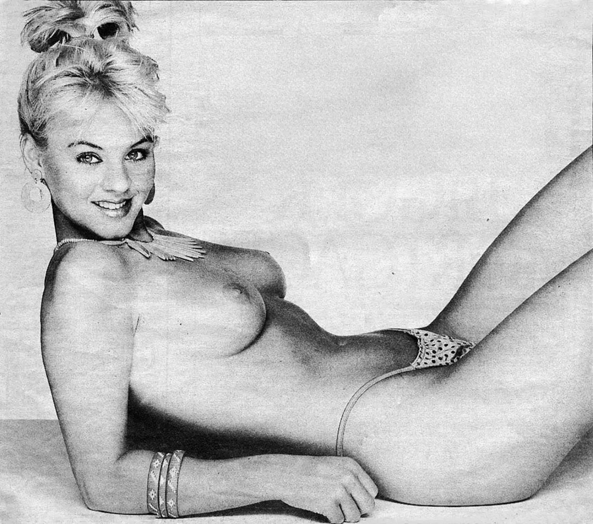 Mandy Savory posted by Airport404