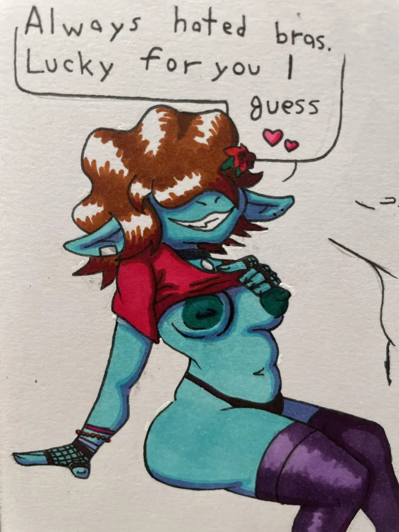 mara likes to show off posted by Warlockofwhimsy