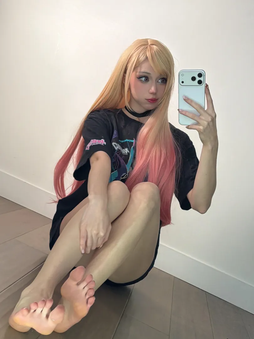 Marin Kitagawa (My Dress-Up Darling ) [ Kennakins] posted by SugarBlussh