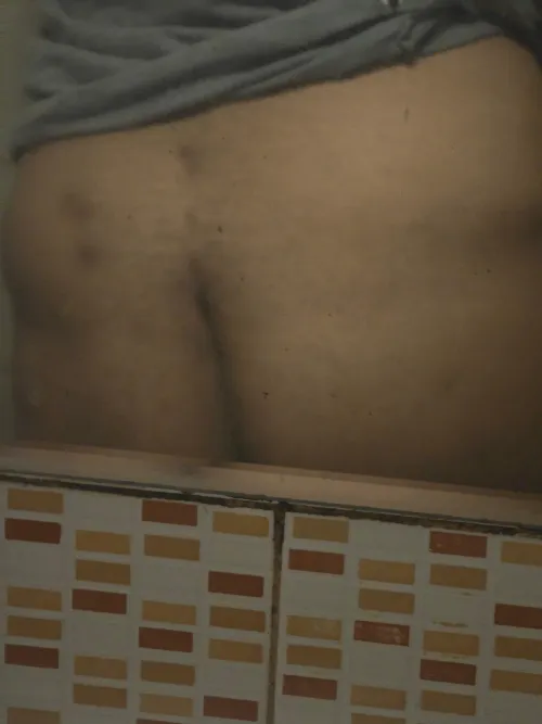 @Marvelloid39002 Need someone to breed me and share pics. 23M bttm here. by United_Chocolate_705