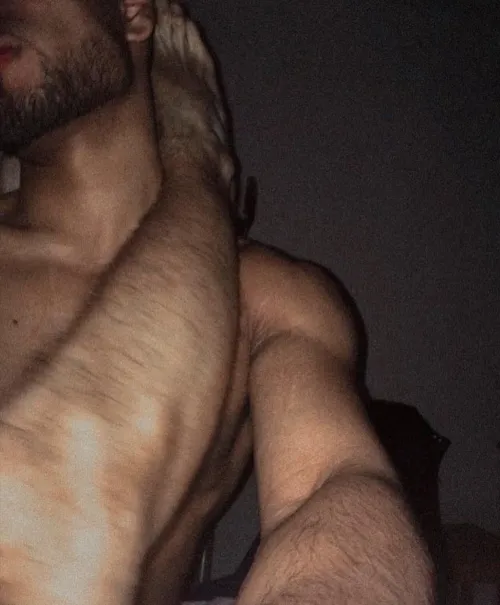 Masculine tops ? by Asleep_Marsupial_995