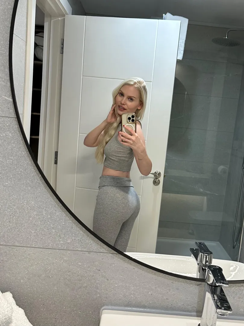 Matching the bathroom posted by ittybityprettykitty