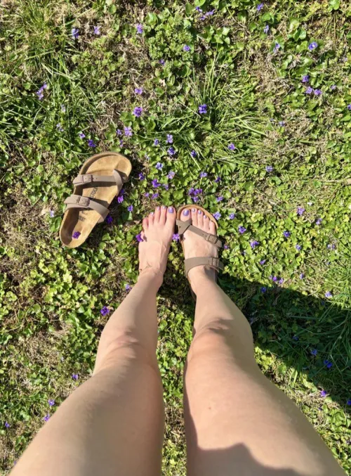 Matching with nature  by kaylas_footies