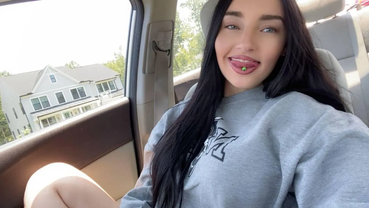 may i send you more nudes? yes/no? posted by vixenonlyxo