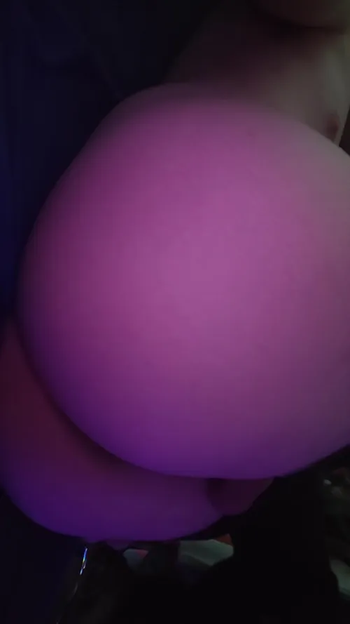 Me [19] on my bed :3 by tiny_kat2006