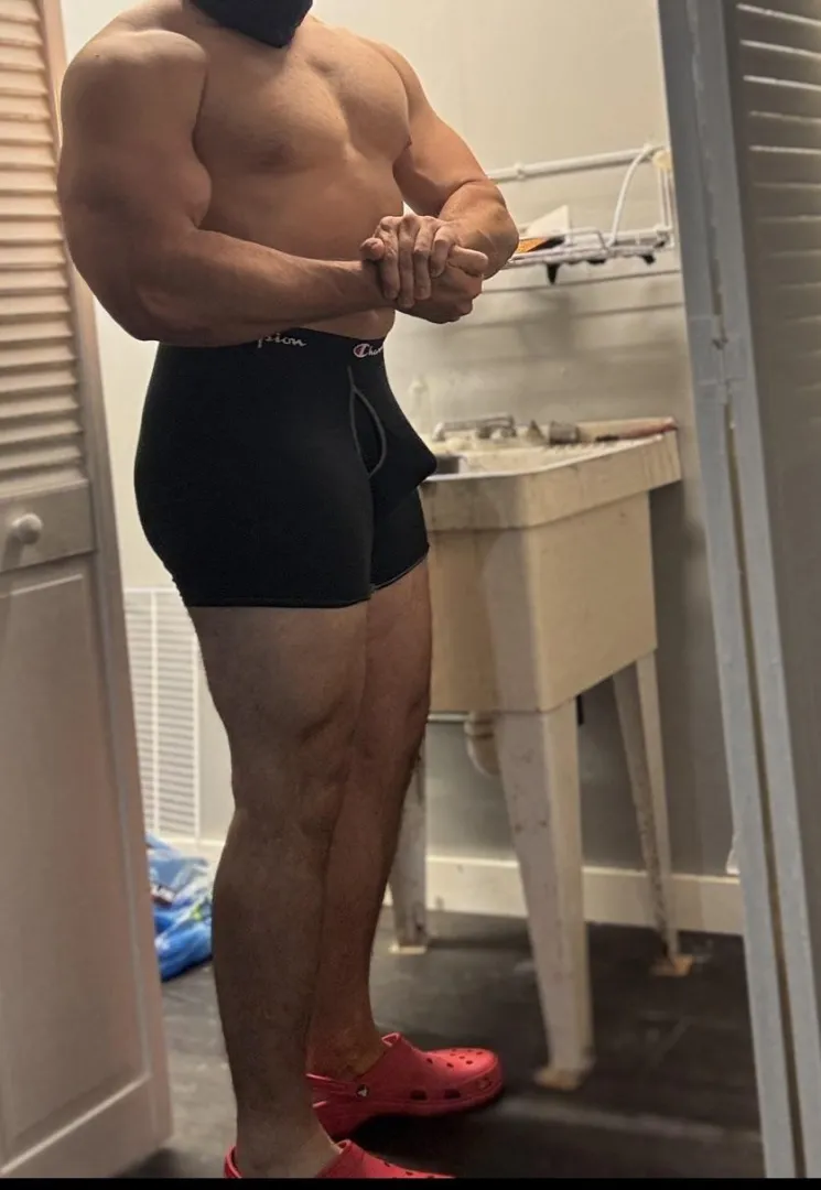 Meaty thighs posted by thelordbeefcakes