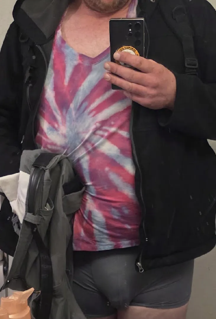 Meh, I guess low key cheatin’ because this was after a pump sesh…but still can’t hide it lol. posted by Electrician280