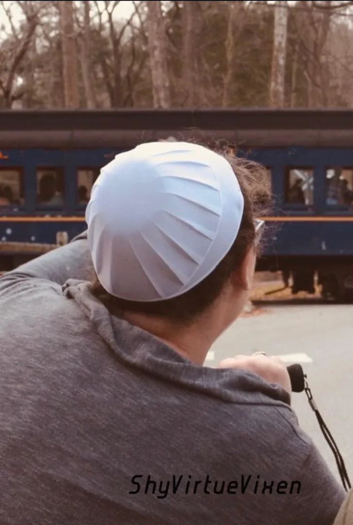 Mennonite Head Covering & REAL Christian Tradwife posted by shyvirtuevixen