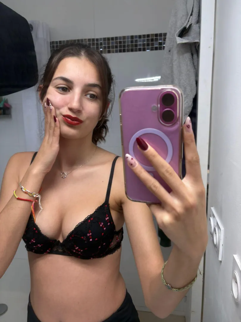 Met ta taille en comm  posted by Educational-Fly-305