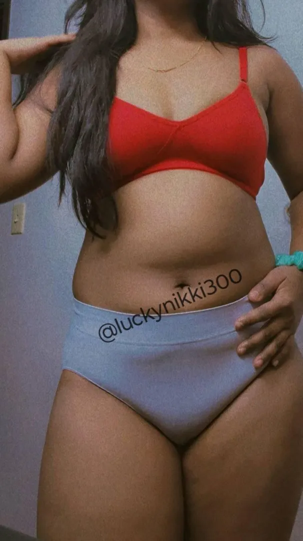 MF - 27/27 - Chicago posted by InteractionSimple456