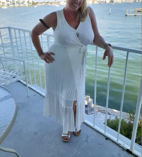 [MF4MF] 45/44 Mt. P. Couple Looking for Another Couple by HotWifeCoupleorMFM