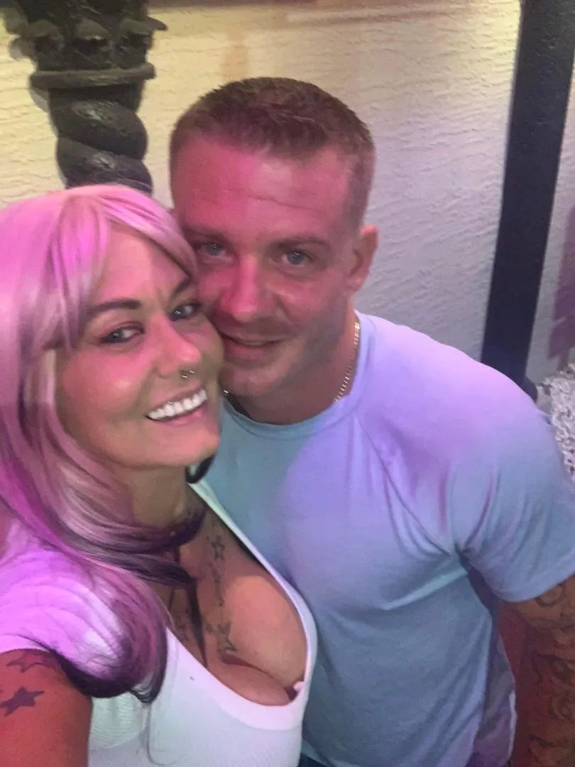 [MF4MF] Couple seeking another couple posted by Apprehensive_Bit4567