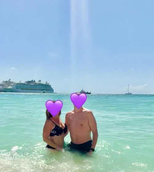 [MF4MF] [MF4F] 46M/F Star of the Seas March 15th-22nd. No single males please. by Midwestkinkcouple088