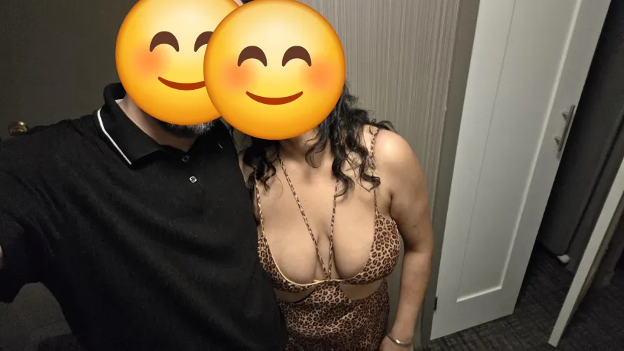 [MF4MF] Toronto/GTA - Fit Couple (43M/37F) Seeking Playful Pair for Hotel Fun Next Weekend by Benji_456
