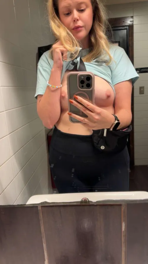 MFM4M/MM looking at visiting Austin the weekends of 2/20 or 2/27. Anyone up for being a fourth? by dallascherrybomb